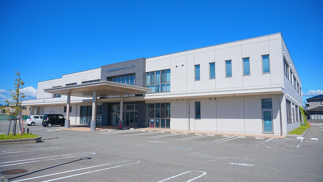 秋田市東部市民サービスセンターの外観