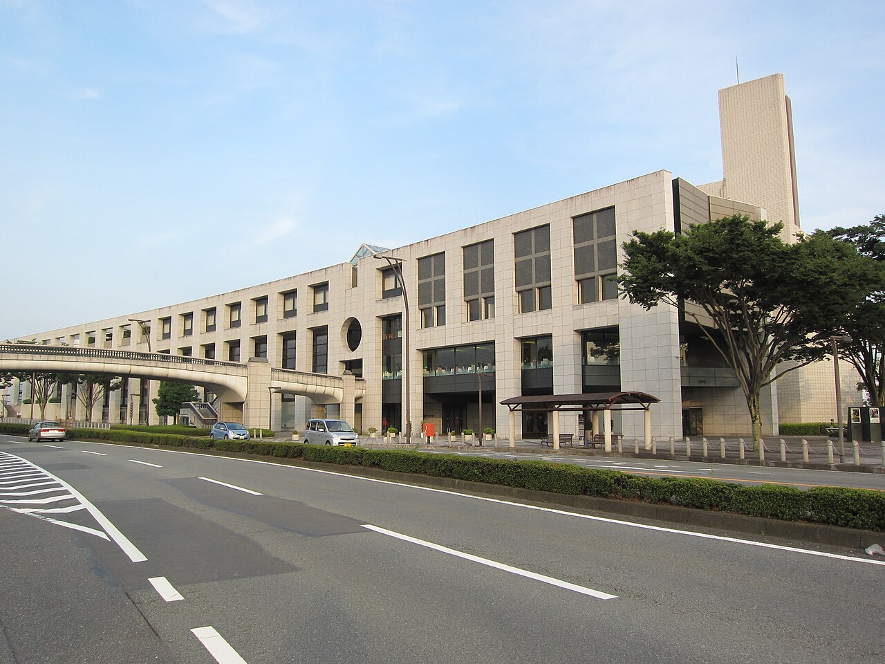 富士市文化会館ロゼシアターの外観