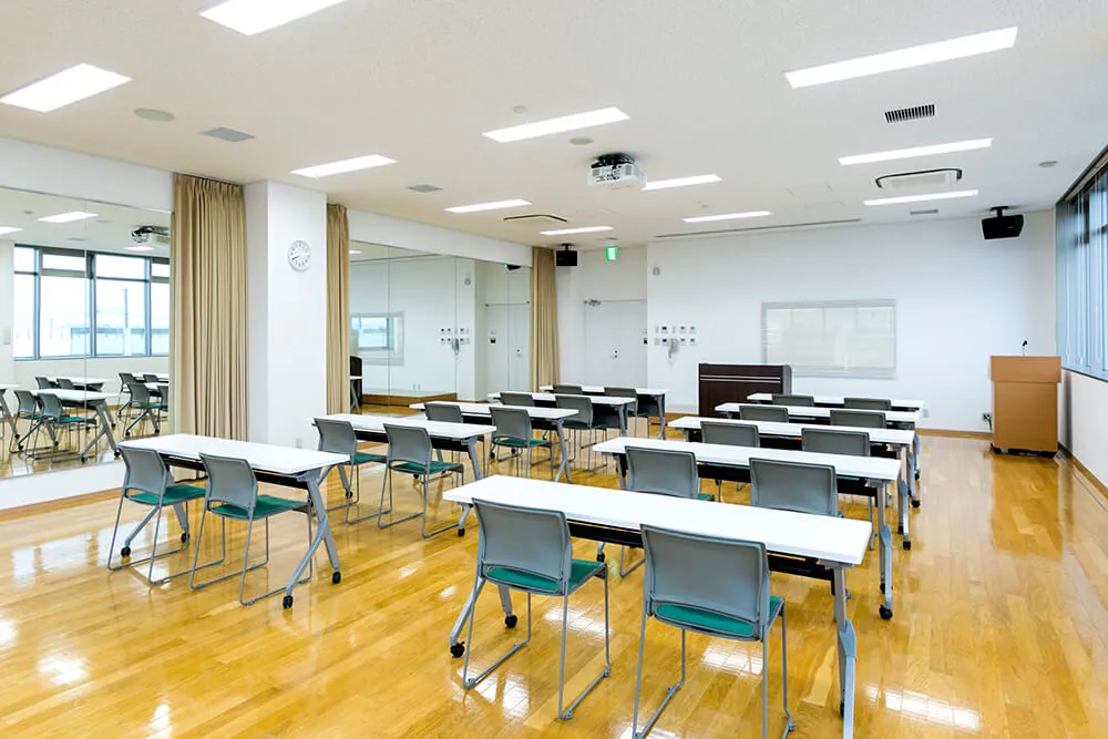矢巾町活動交流センター（やはぱーく） 大研修室
