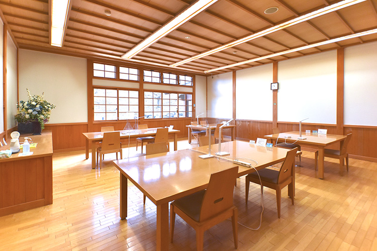 山中湖情報創造館の学習室。公式サイト掲載写真。