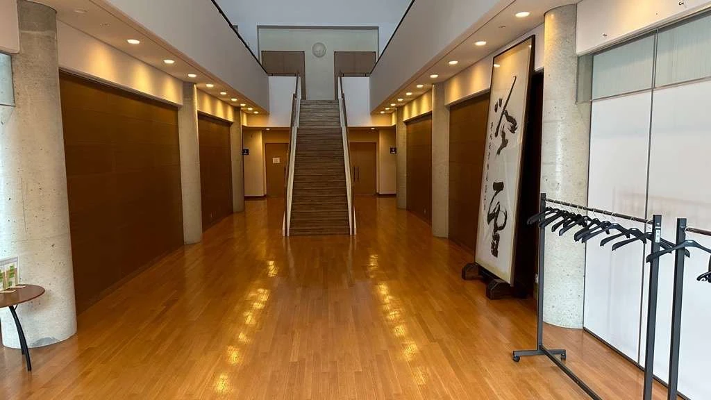 飛騨市友雪館 展示ホール（ロビー）