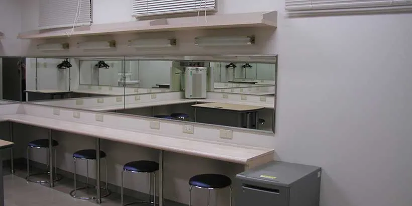 中川文化小劇場 楽屋1