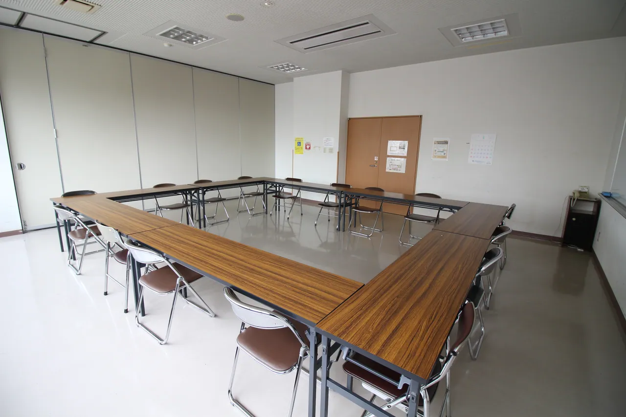 郡山市労働福祉会館 郡山市労働福祉会館の第3会議室