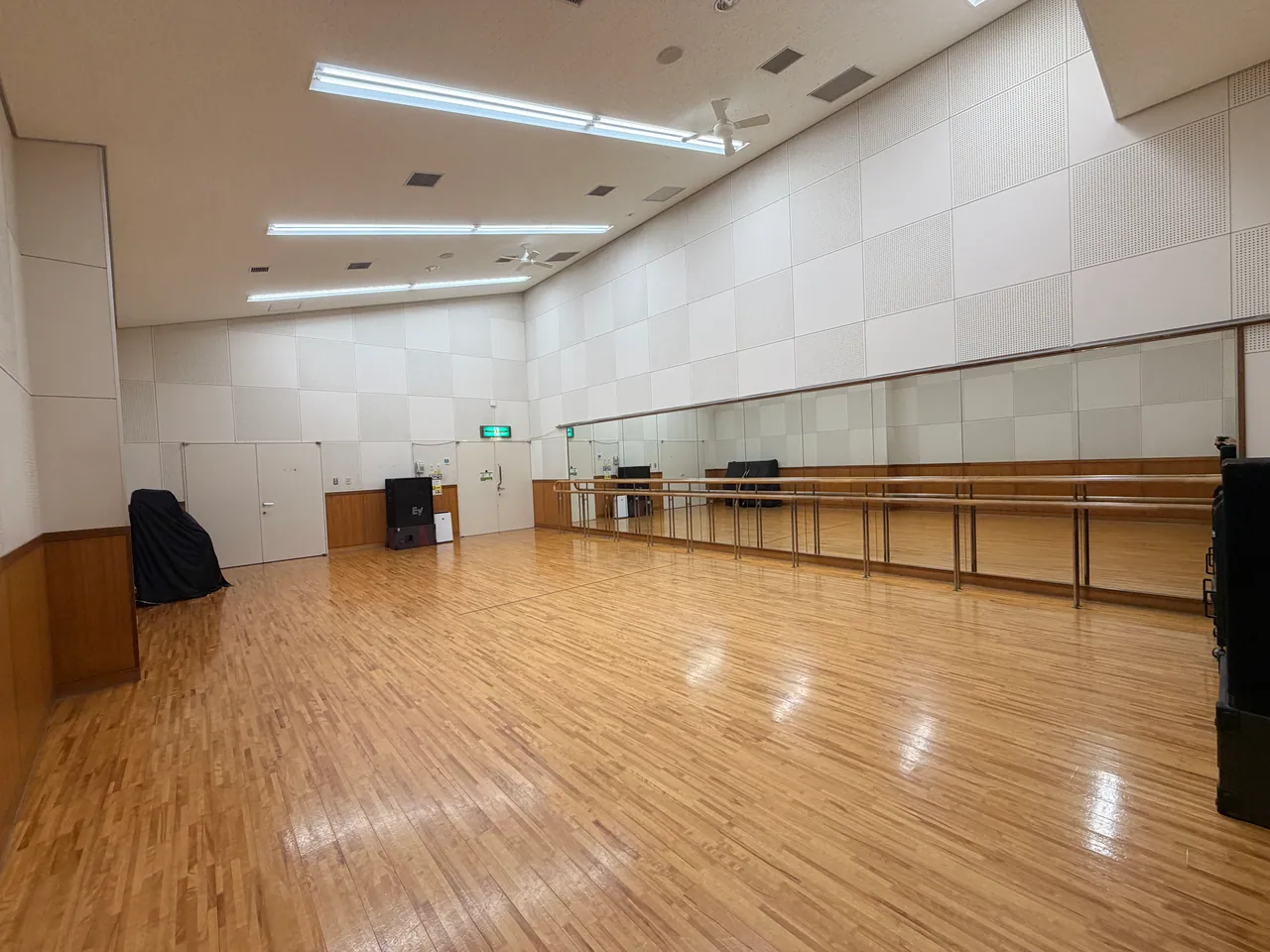 日野町町民会館わたむきホール虹 リハーサル室