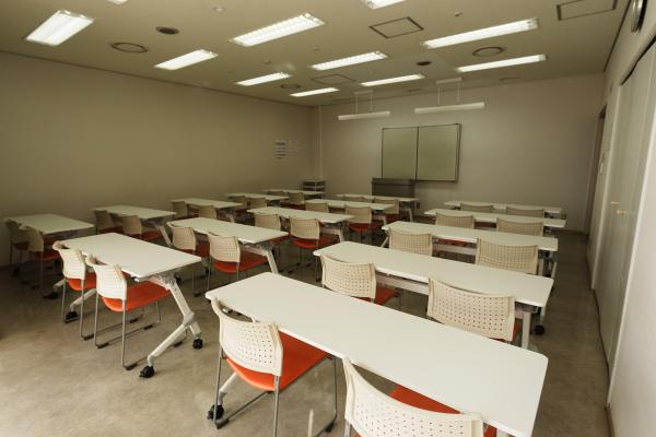 小山市立生涯学習センター 第1セミナー室