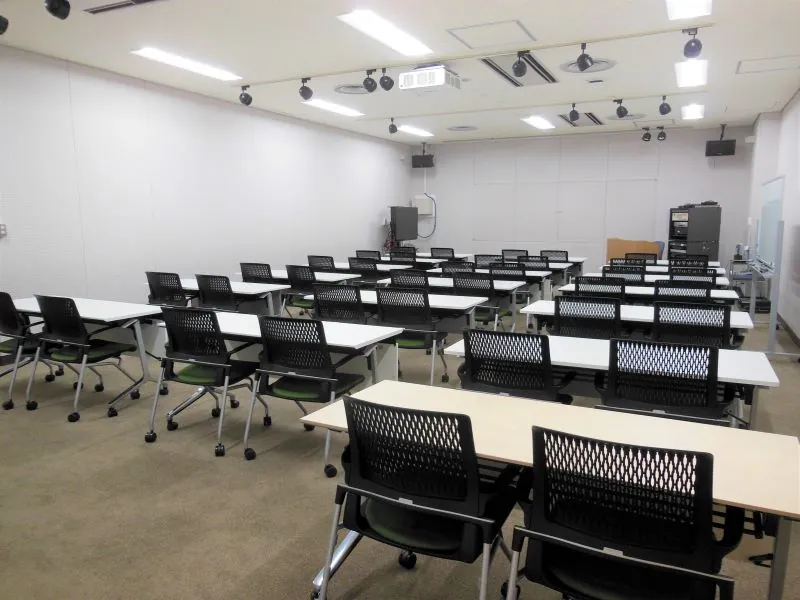 国立民族学博物館 第7セミナー室