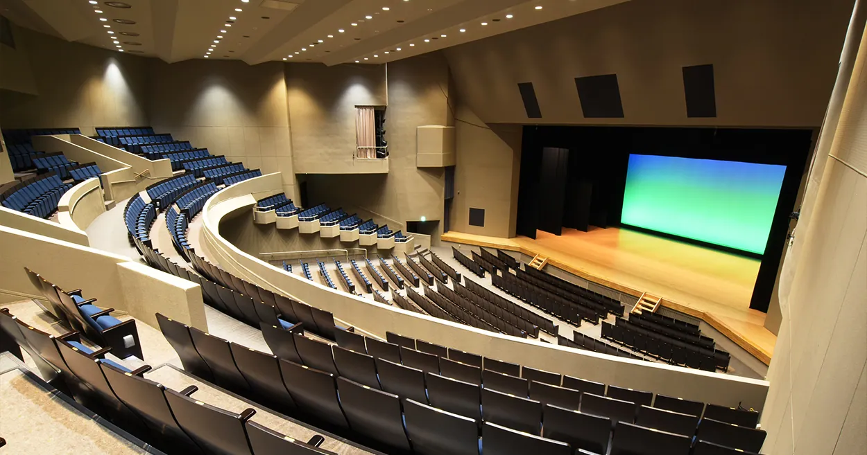 真岡市民会館（KOBELCO 真岡いちごホール） 真岡市民会館（KOBELCO 真岡いちごホール）館内