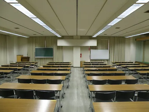 会津若松市文化センター 展示室兼会議室