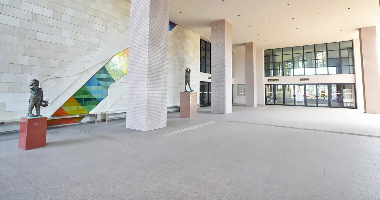 真岡市民会館（KOBELCO 真岡いちごホール） 真岡市民会館（KOBELCO 真岡いちごホール）館内