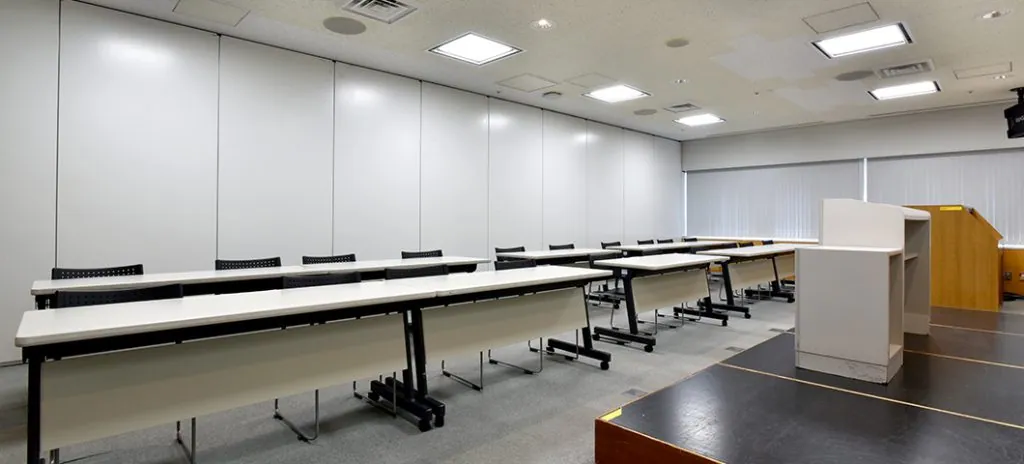 仙台市中小企業活性化センター セミナールーム1