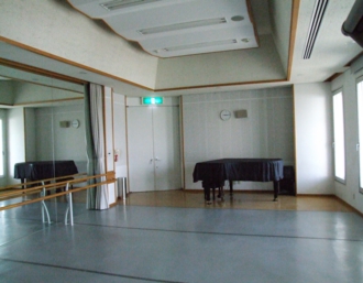 えずこホール 練習室1