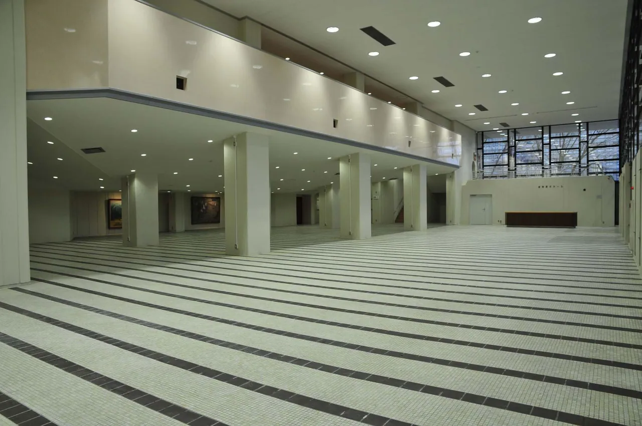 尾西市民会館 展示場