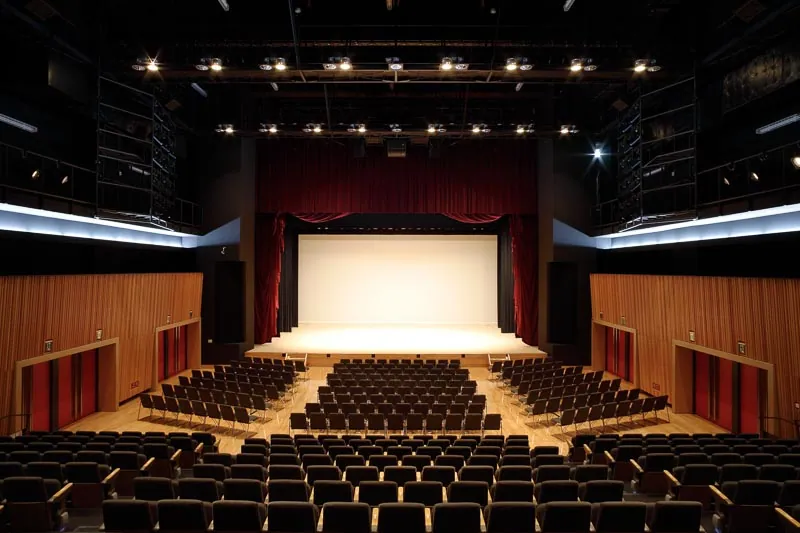 砂川市地域交流センターゆう 大ホール 500名