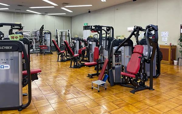天白スポーツセンター トレーニング室