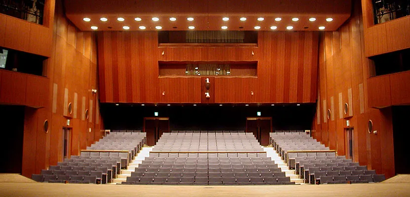 札幌市教育文化会館 小ホール