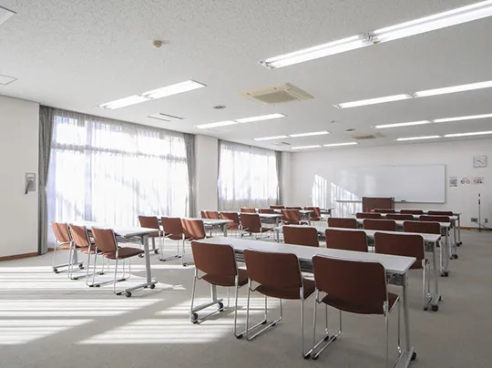西尾勤労会館 研修室