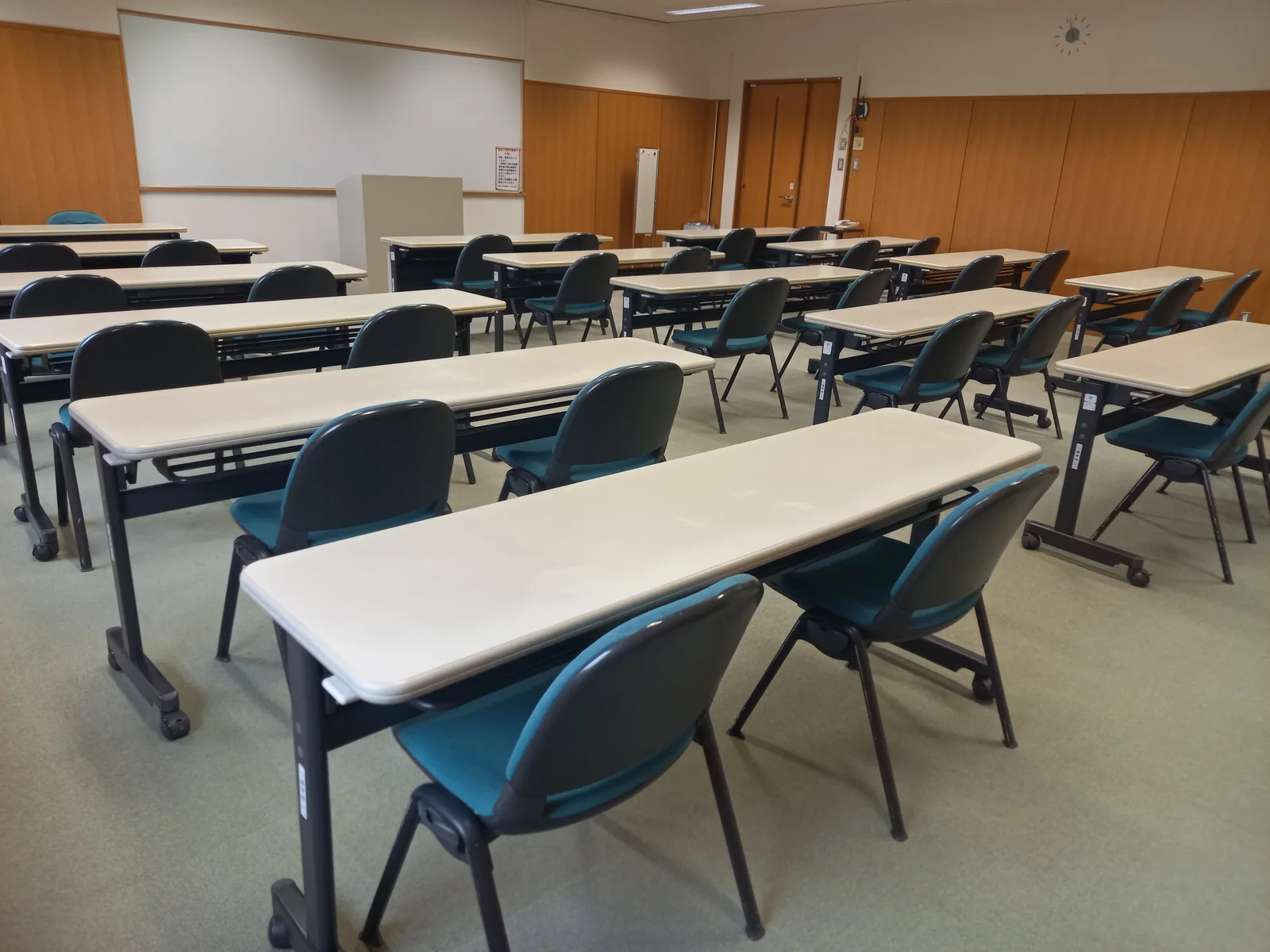 県西生涯学習センター 小講座室（3）