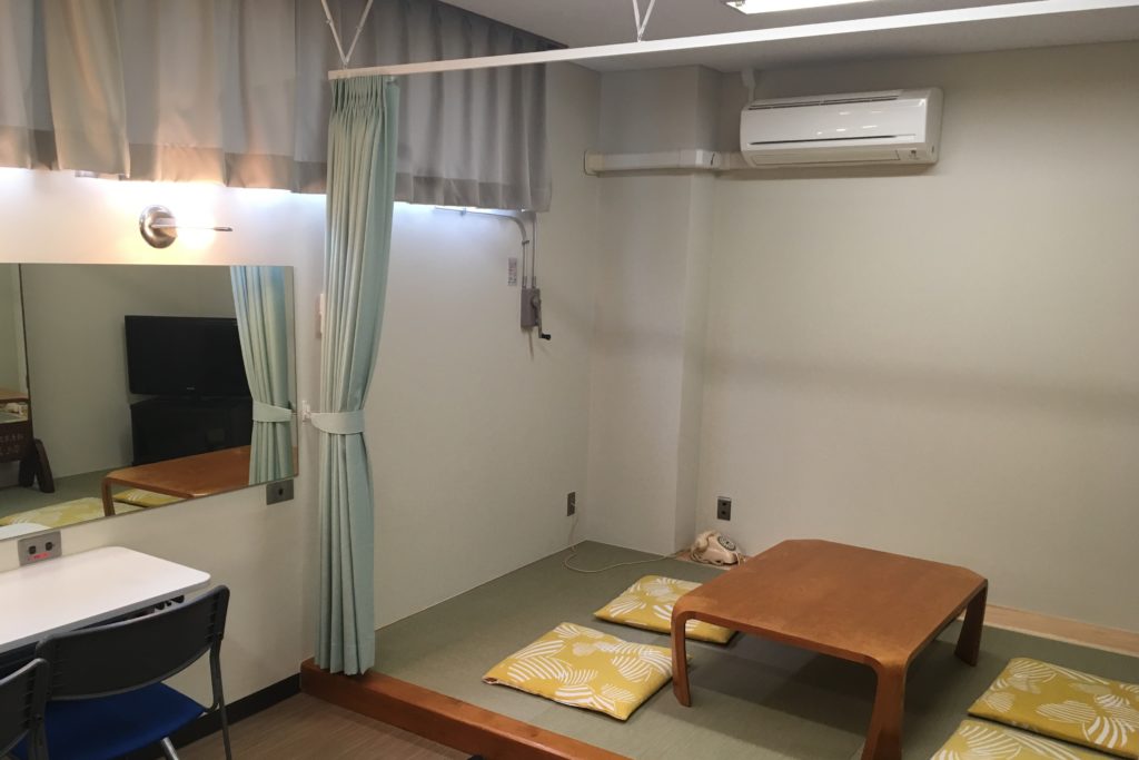 朝霞市民会館・ゆめぱれす 楽屋