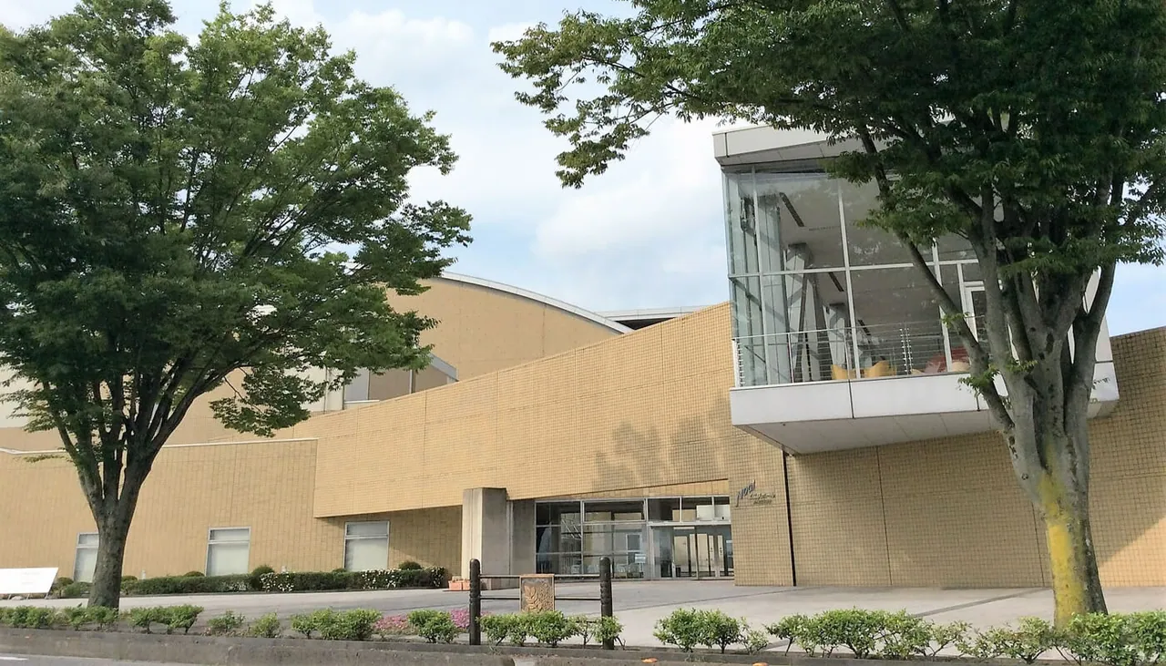 野木町文化会館（野木エニスホール） 施設外観
