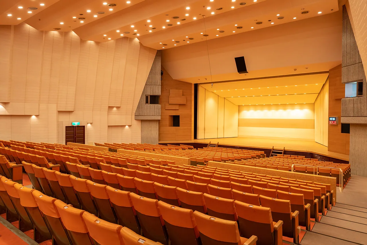東郷町民会館 ホール舞台