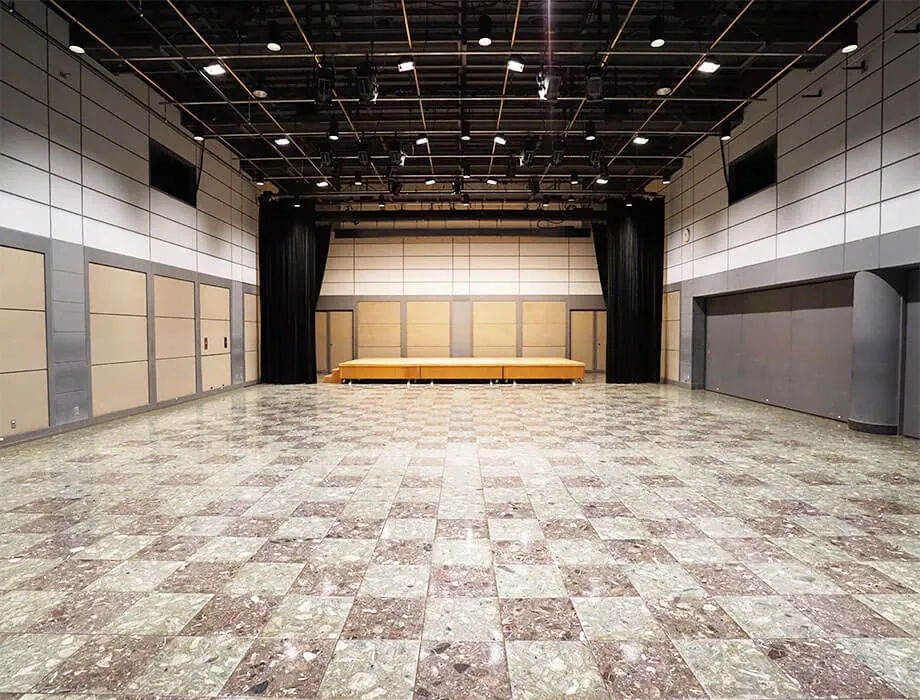 スペースU古河 多目的ホール内観