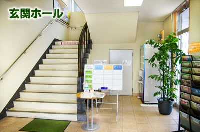 とちぎボランティアNPOセンター（ぽ・ぽ・ら） 1階玄関ホール