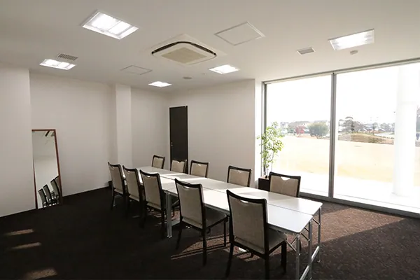 小野市うるおい交流館エクラ 控室