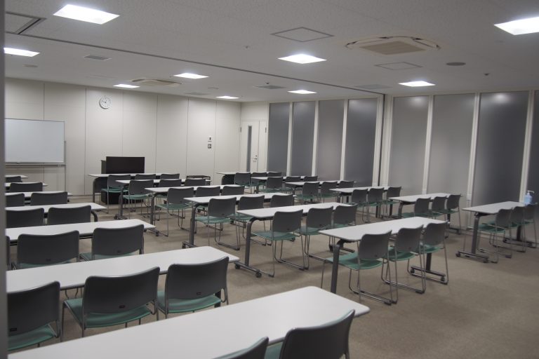 神戸市青少年会館 多目的室A・B