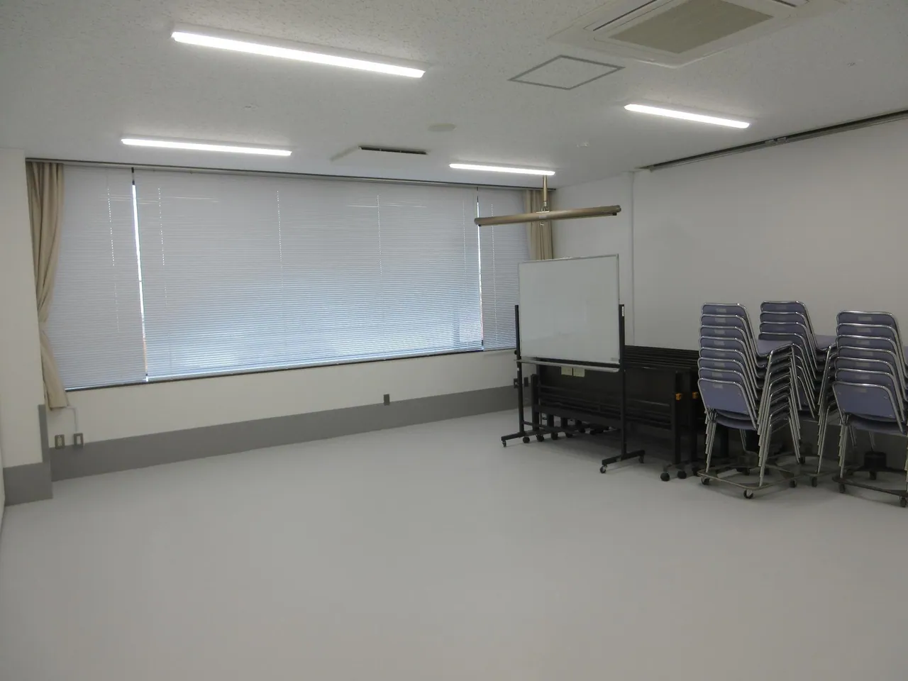 庄和地区公民館・庄和コミュニティセンター 会議室3