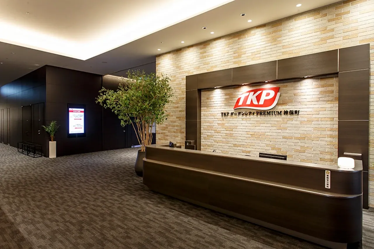 TKPガーデンシティPREMIUM神保町 受付