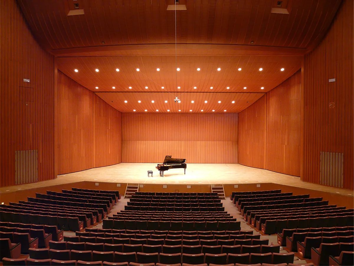 延岡総合文化センター 大ホール
