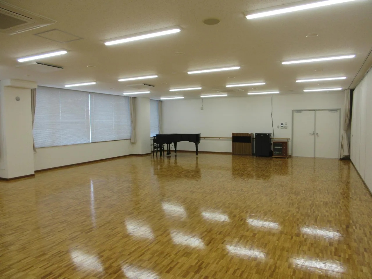 庄和地区公民館・庄和コミュニティセンター 講義室(1)