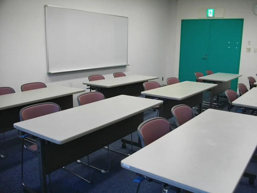 とよなか男女共同参画推進センター（すてっぷ） セミナー室1Cの室内