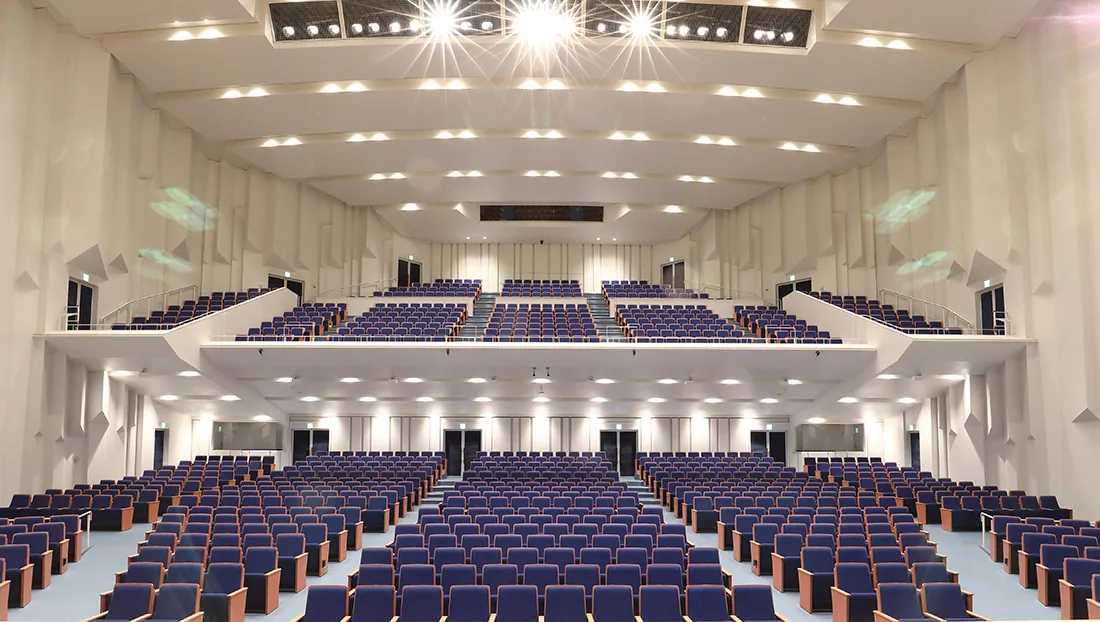 岩国市民文化会館 ホール