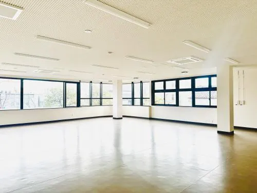 松阪市市民活動センター 多目的ホール02