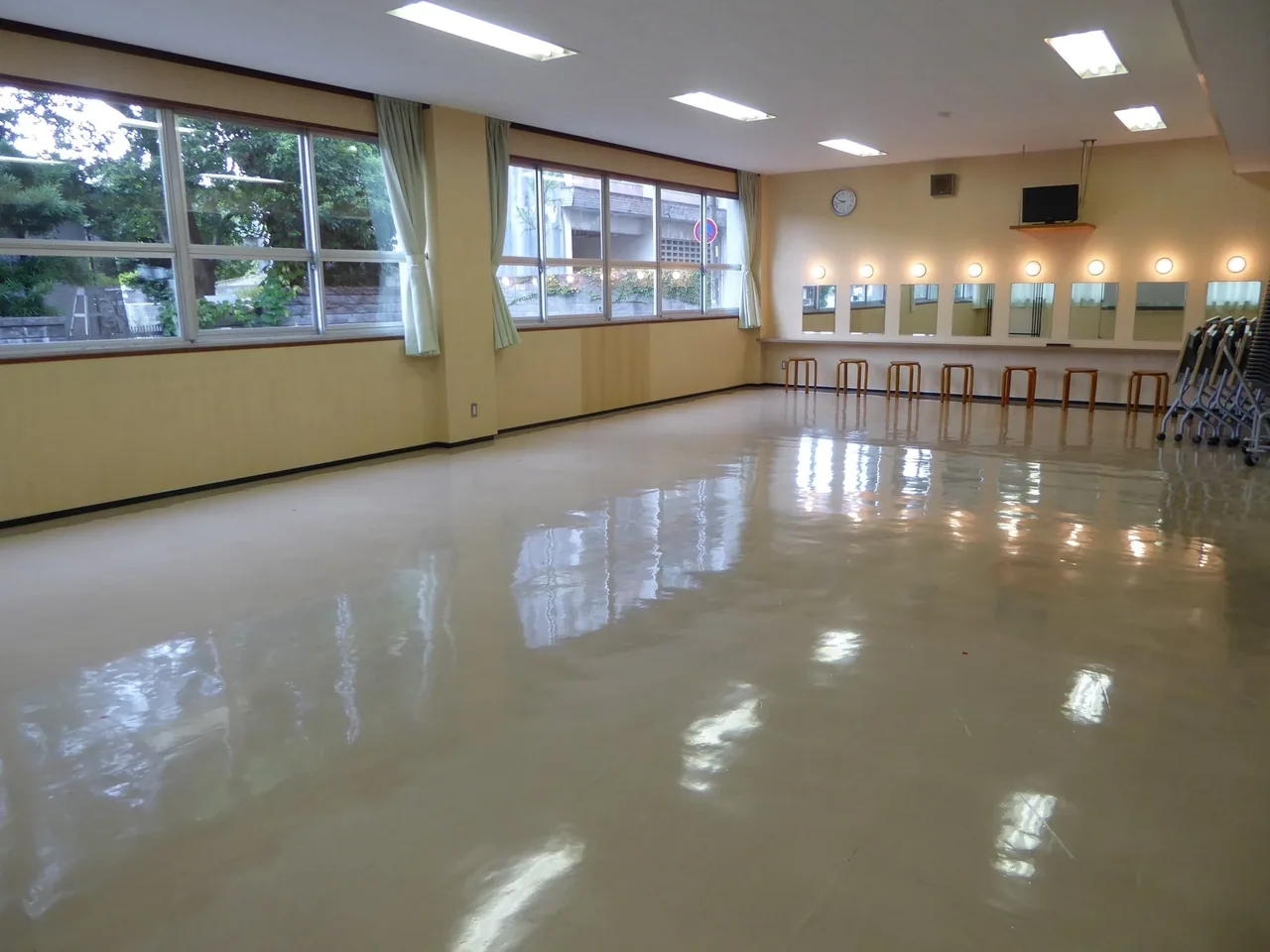 鳥取市民会館 出演者控室3
