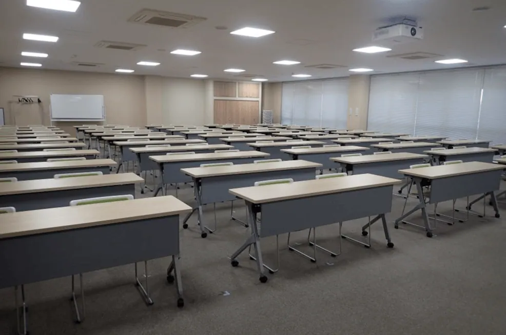 静岡県医療健康産業研究開発センター 会議室