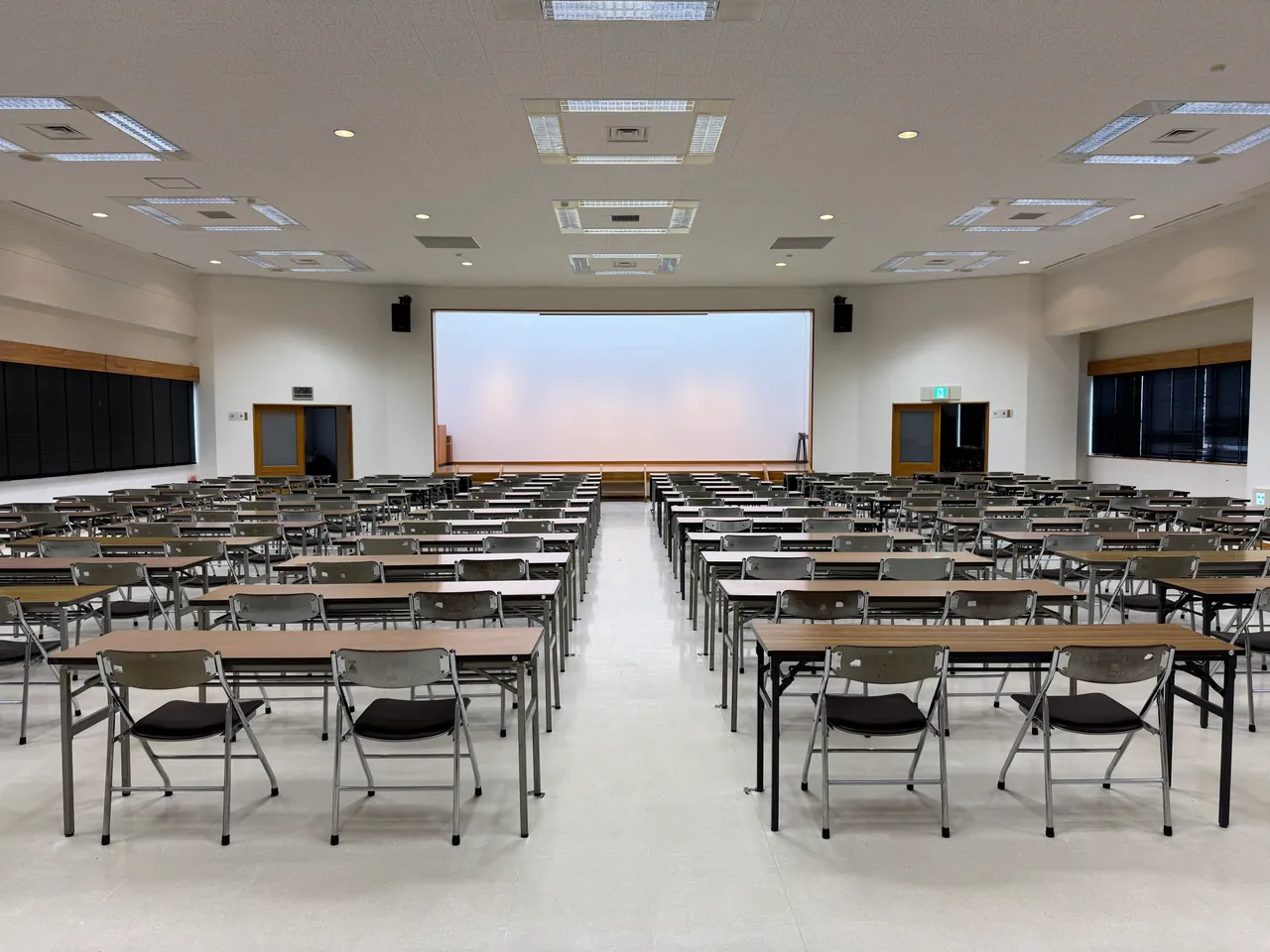 郡山市労働福祉会館 郡山市労働福祉会館の大ホール