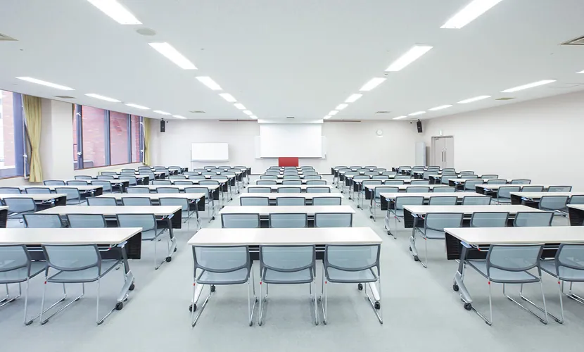 札幌市教育文化会館 研修室