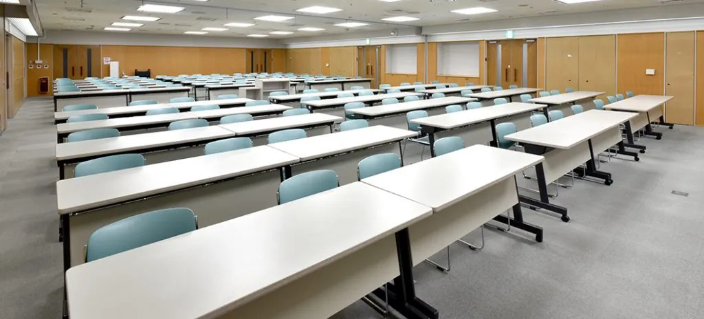 仙台市中小企業活性化センター セミナールーム2