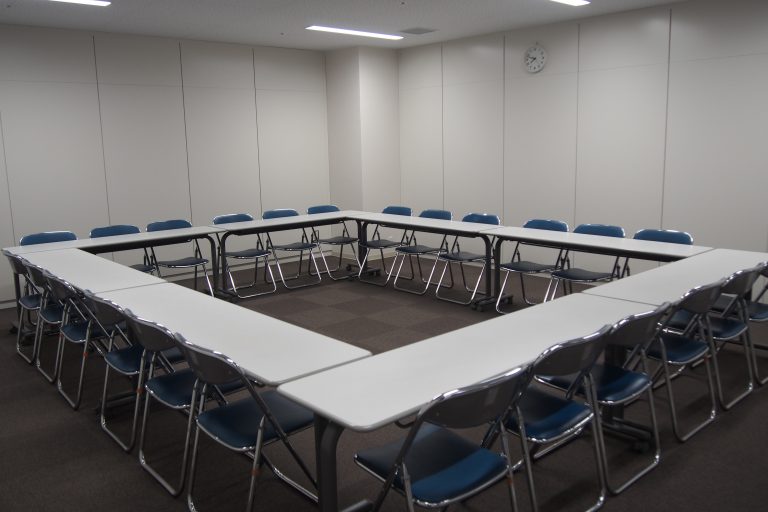 神戸市青少年会館 サークル室A