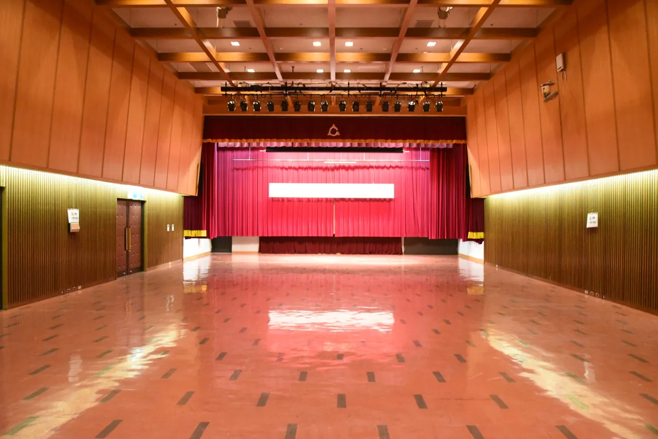 御坊市民文化会館 小ホール内観