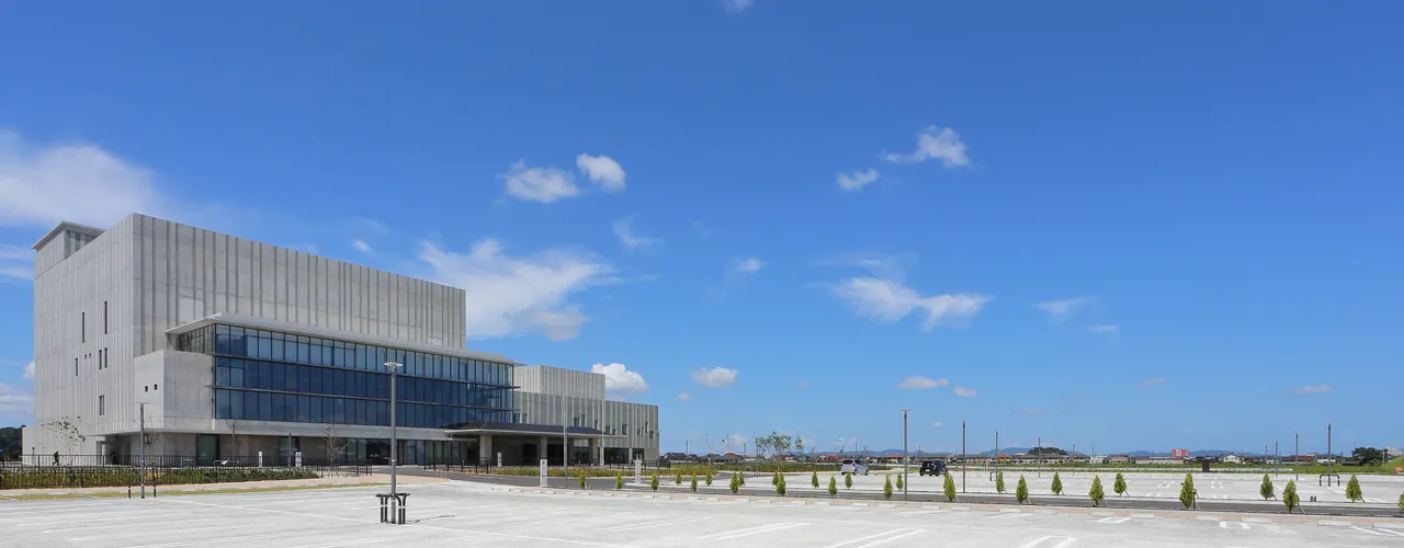 安来市総合文化ホール アルテピア アルテピアの外観
