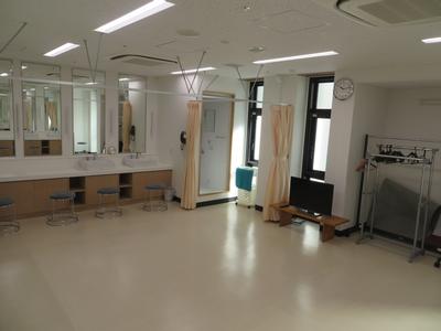 遠野市民センター第1楽屋・第3楽屋の室内。