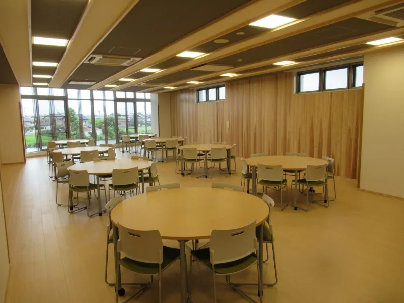 蟹江町多世代交流施設（泉人（せんと）） 多目的室1