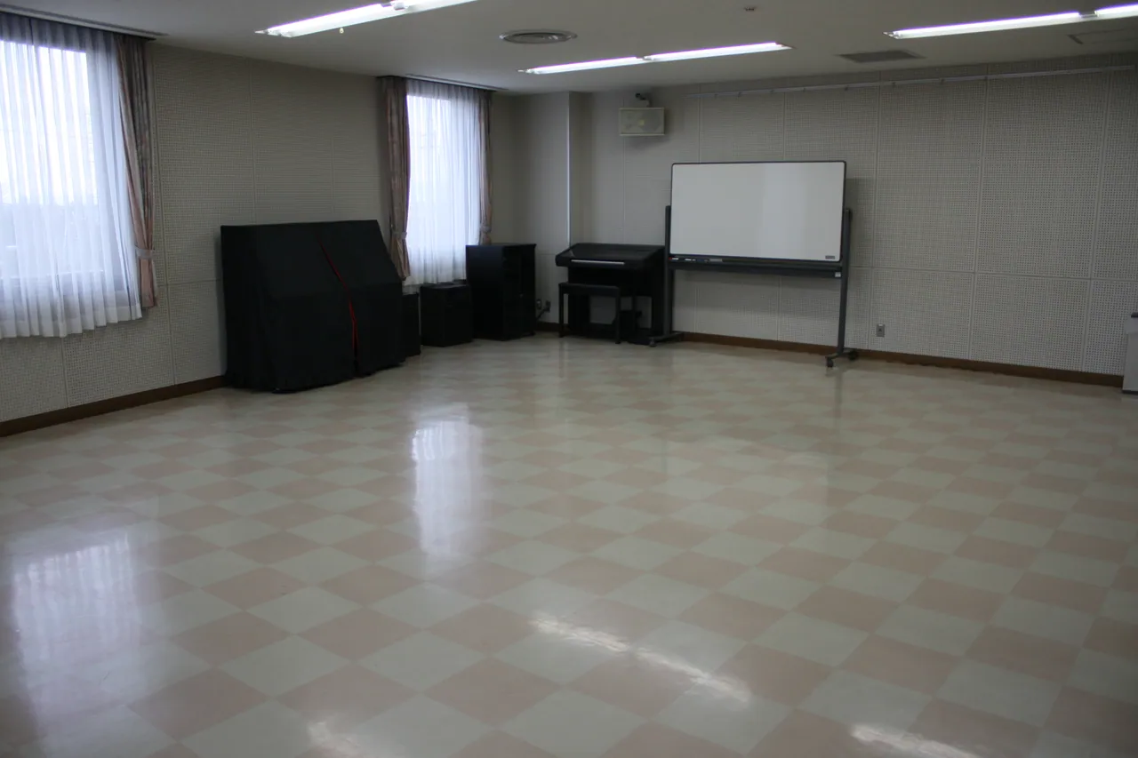 日野町町民会館わたむきホール虹 音楽練習室