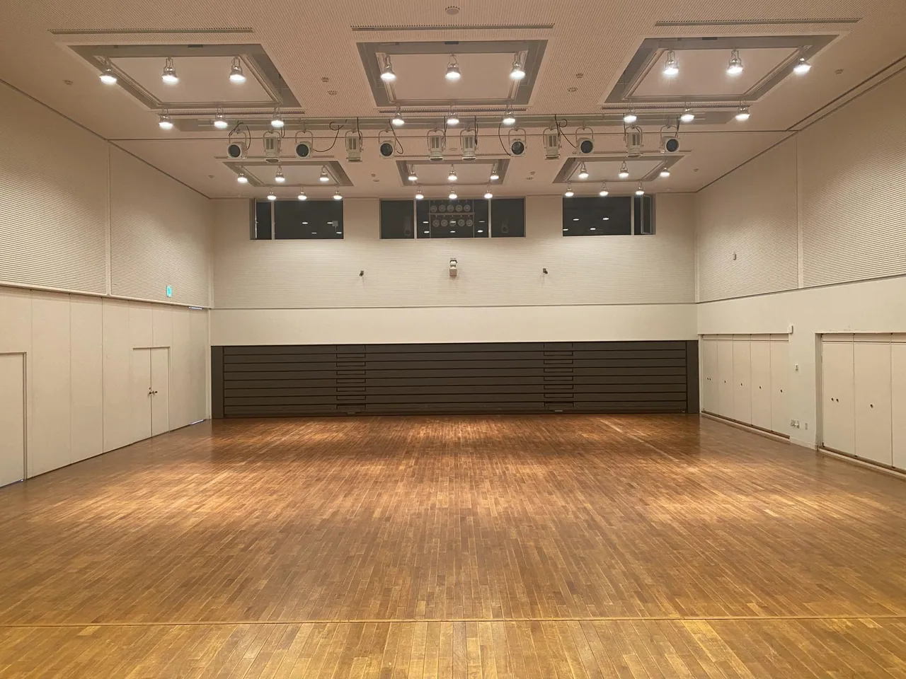 小美玉市四季文化館（みの～れ） 風のホール