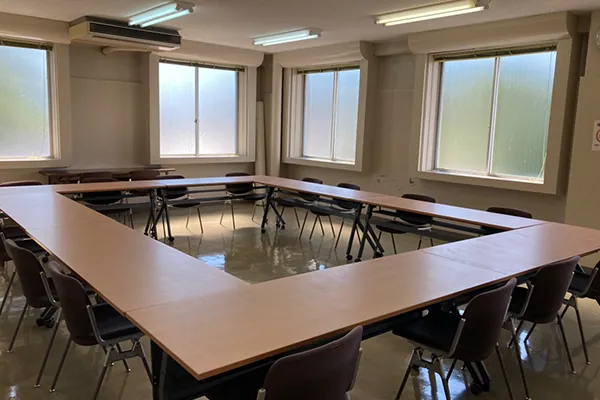 勤労会館　第5会議室