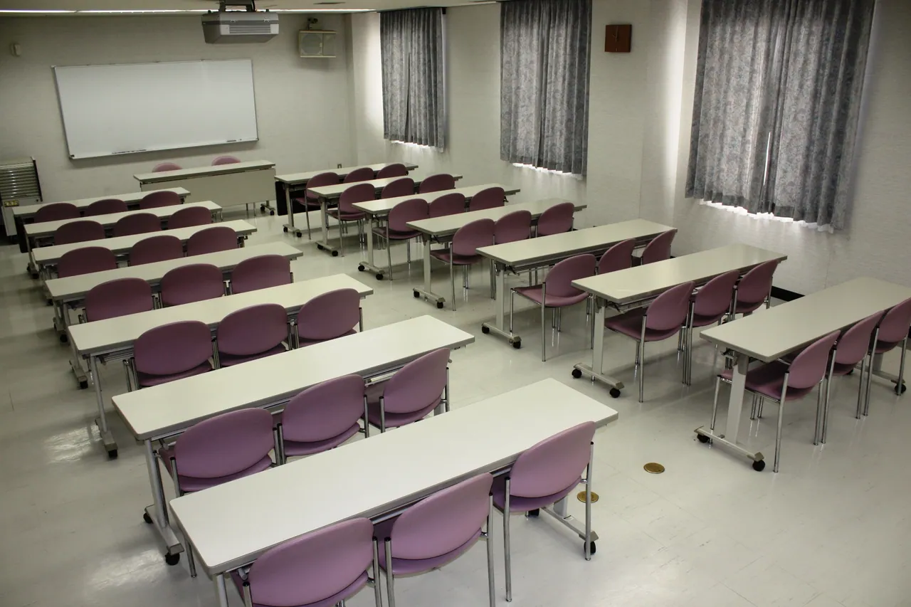 日野町町民会館わたむきホール虹 研修室